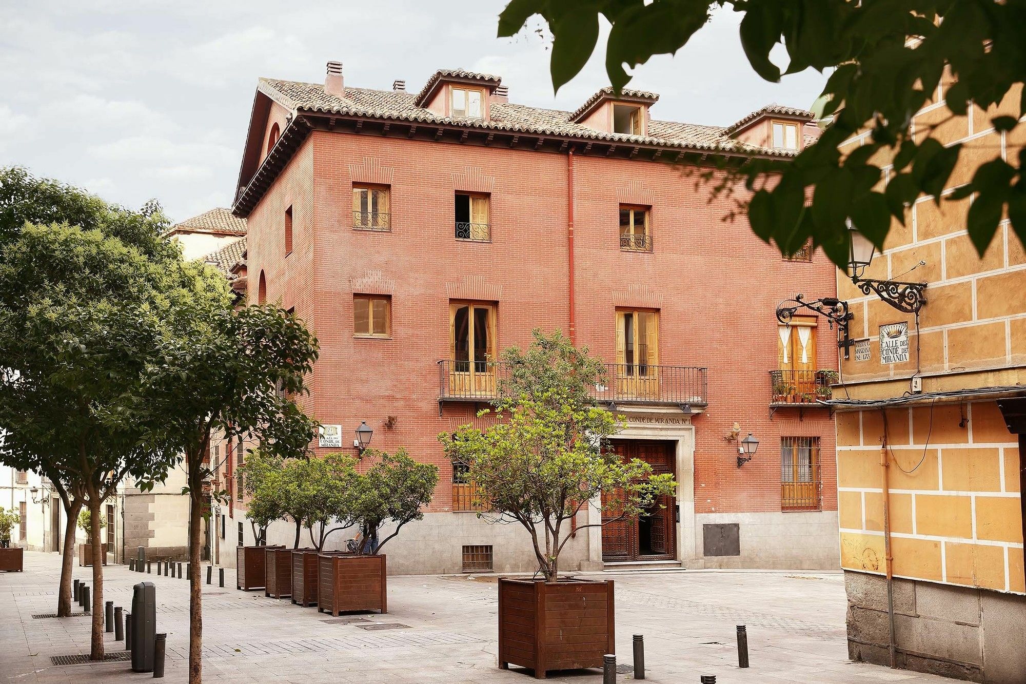 Palacio Plaza Conde Miranda Madrid Exterior photo